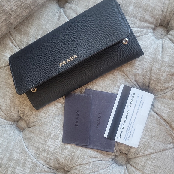 Prada black wallet with card holders - Picture 9 of 16